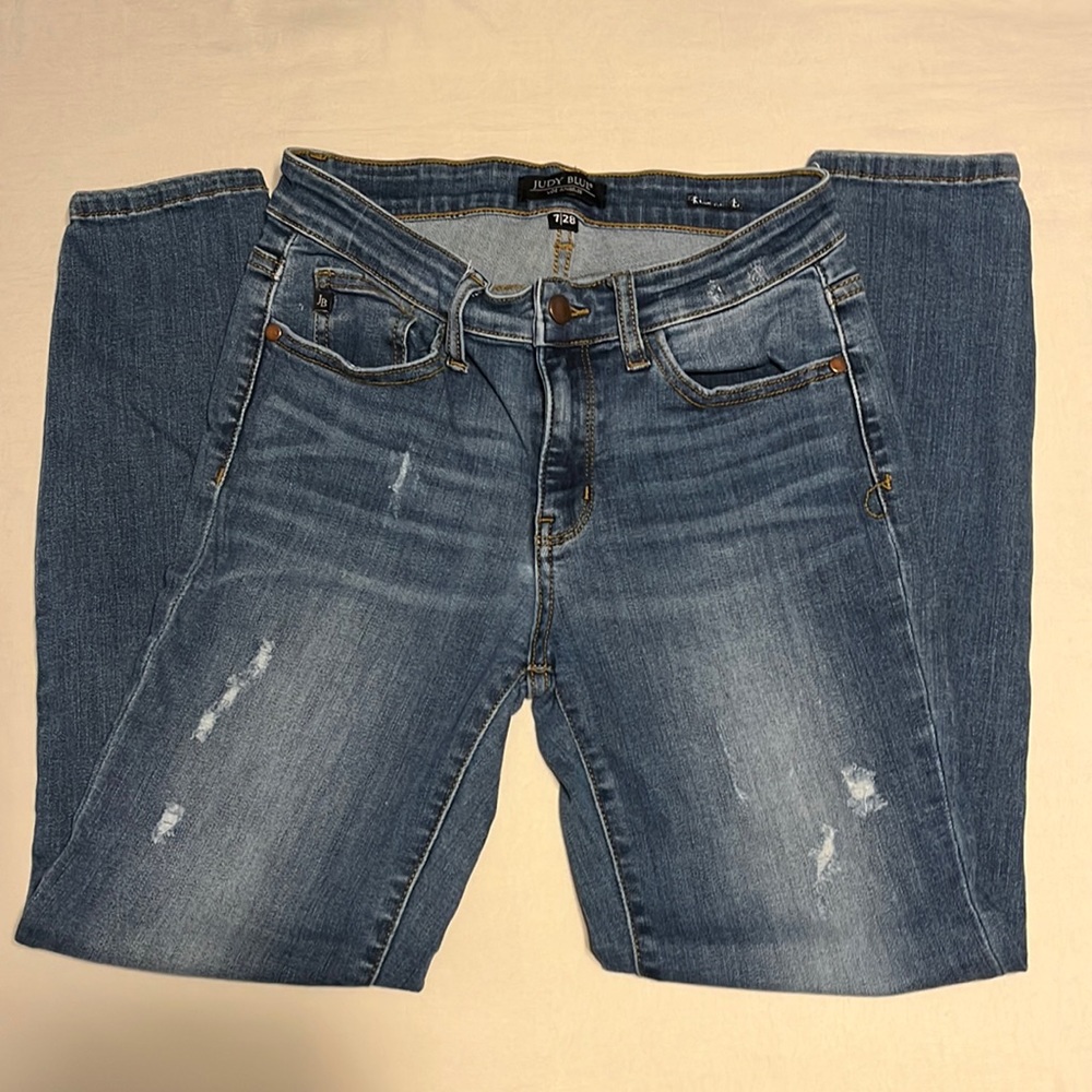 Judy Blue Relaxed Fit skinny jeans